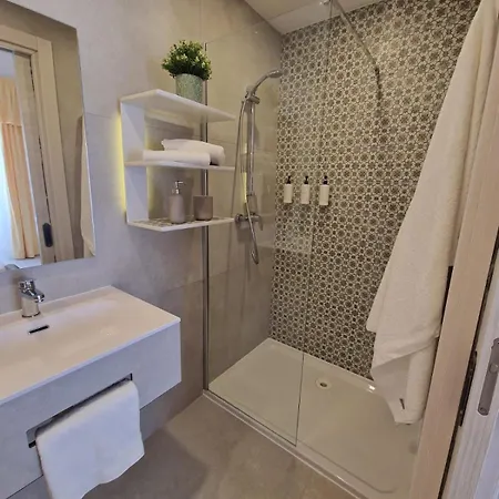 North By Petitchic Aparthotel *